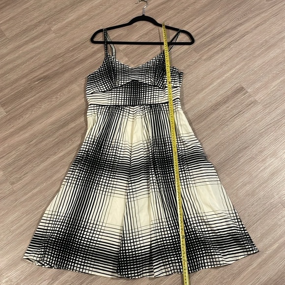 Nautica Women’s Mini Dress Size 4 Flirty Cotton Black Striped Checkered - Picture 8 of 13